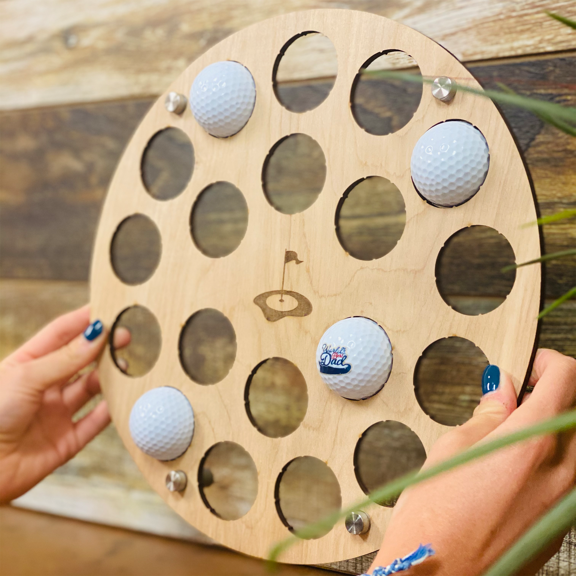 Golf Ball Display Holder, Collector's Case, Small Circle